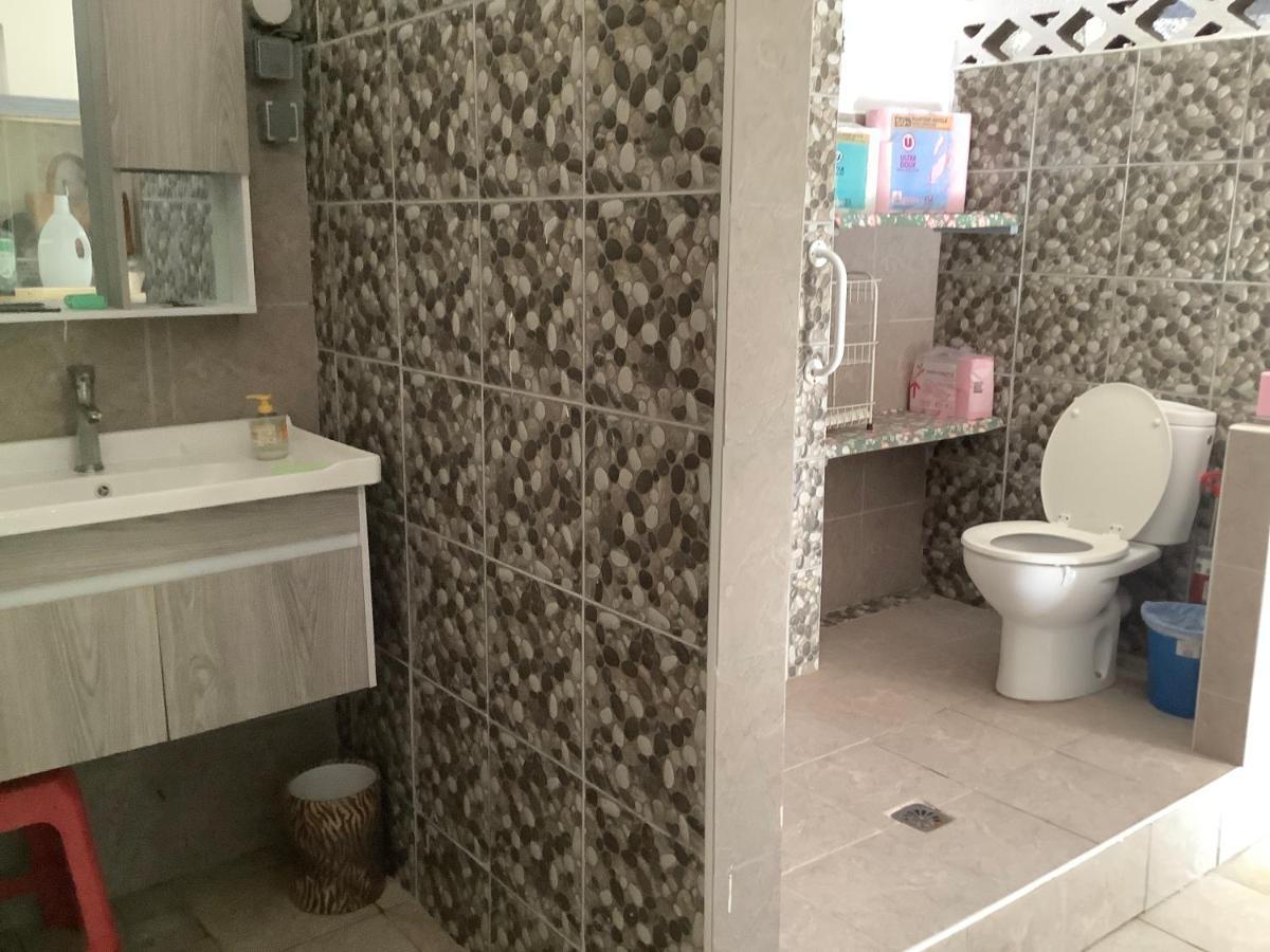 Bora Red Hibiscus Lodge بورا بورا المظهر الخارجي الصورة